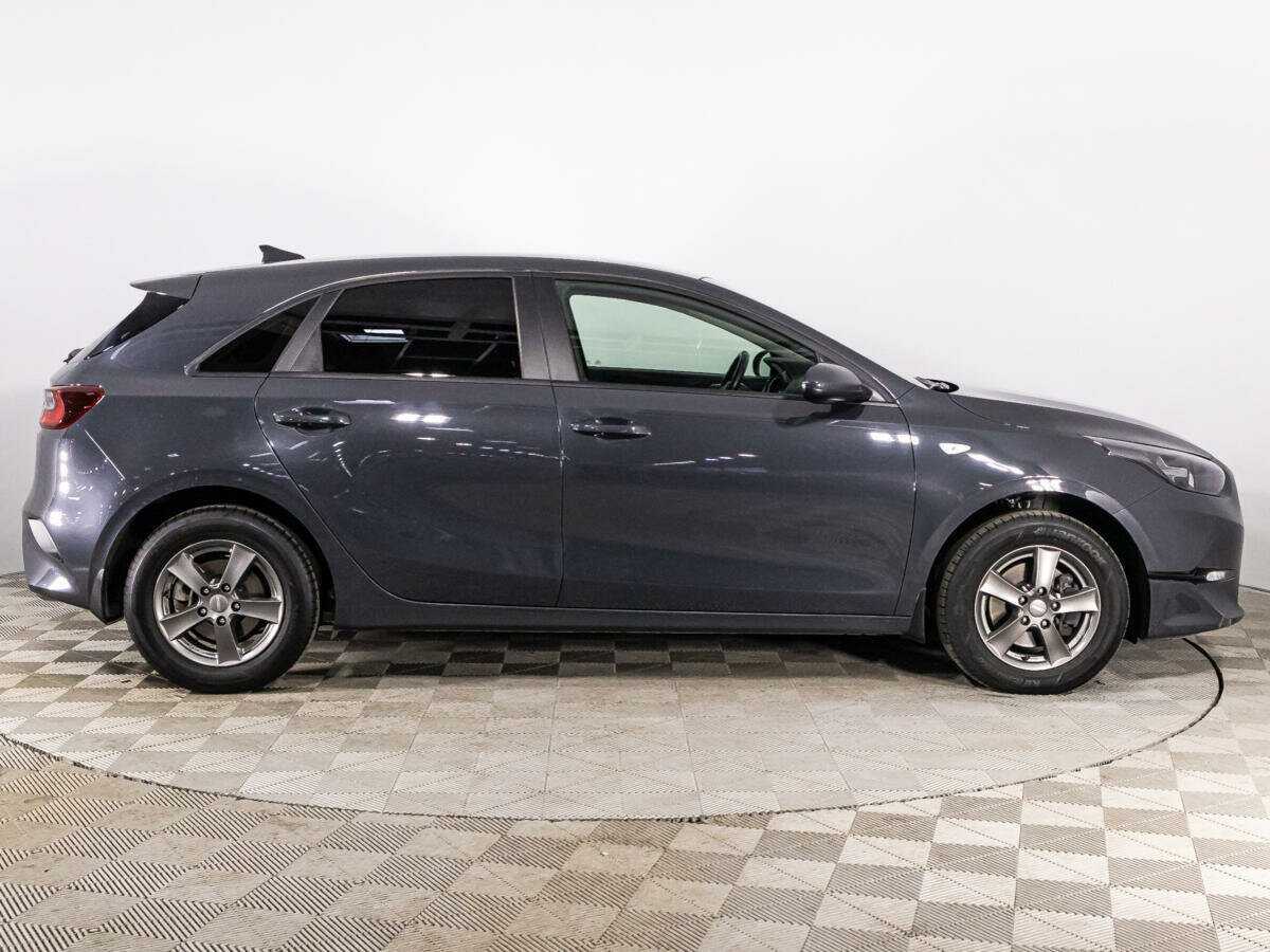 Купить Kia Ceed с пробегом. Фото: #3