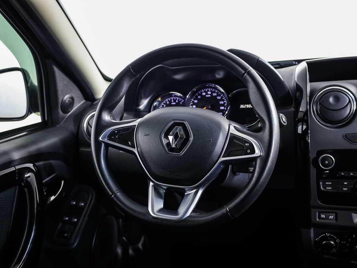 Купить Renault Duster с пробегом. Фото: #9