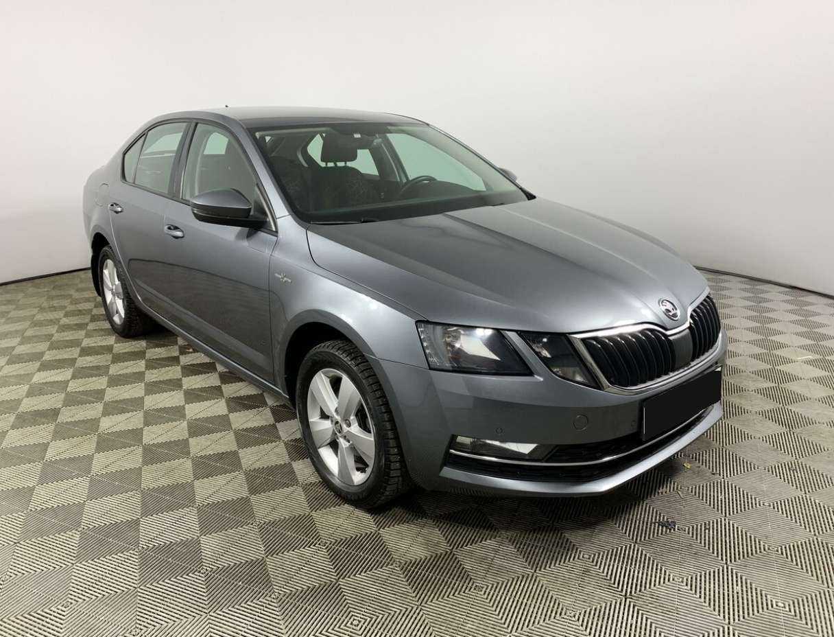 Купить Skoda Octavia с пробегом. Фото: #2