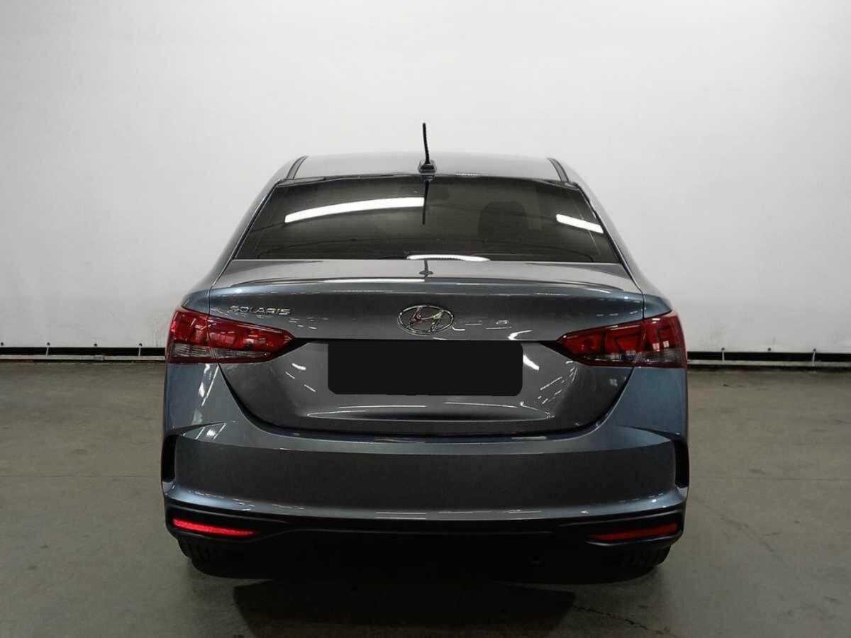 Купить Hyundai Solaris с пробегом. Фото: #4