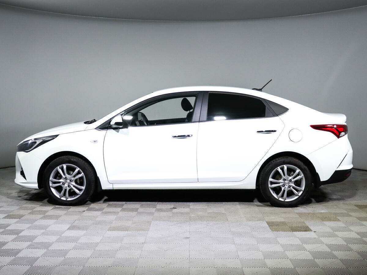 Купить Hyundai Solaris с пробегом. Фото: #7