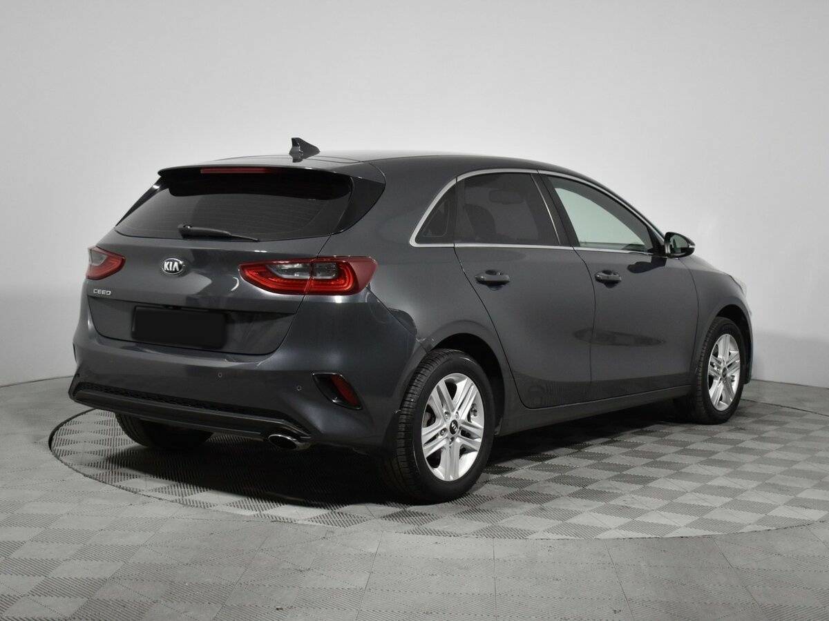 Купить Kia Ceed с пробегом. Фото: #4