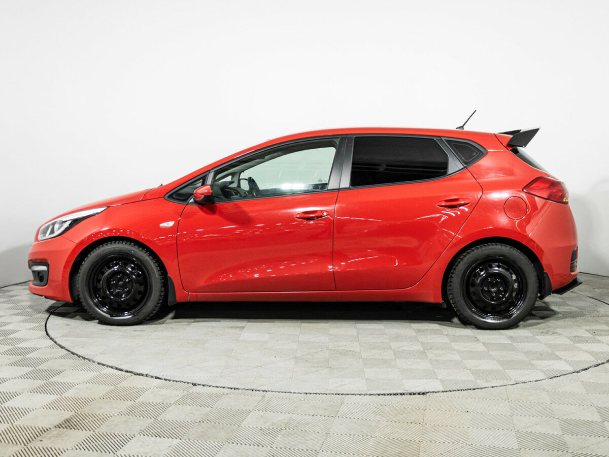 Купить Kia Ceed с пробегом. Фото: #7