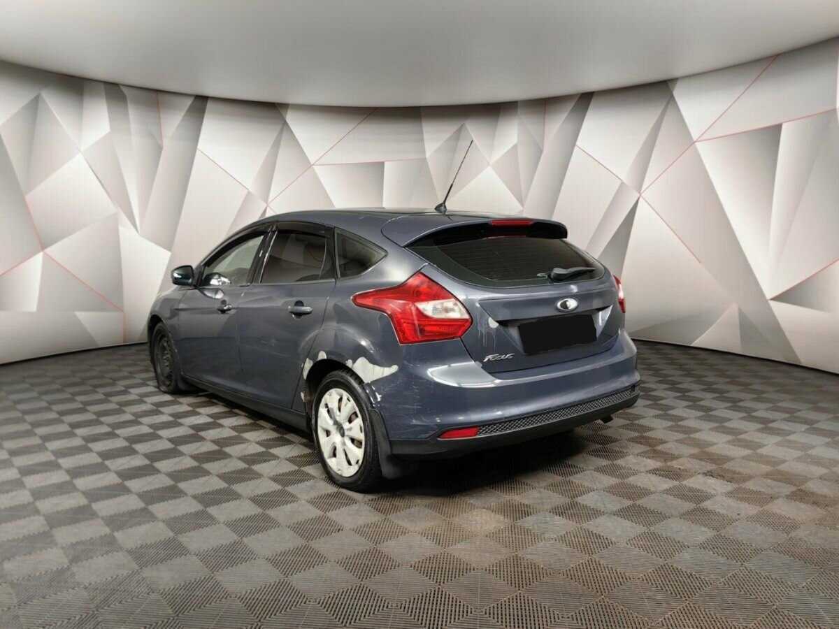 Купить Ford Focus с пробегом. Фото: #2