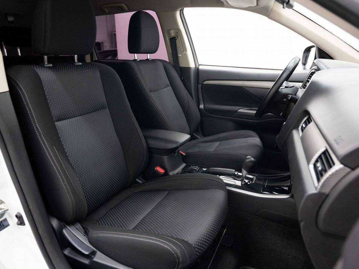 Продажа Б/У Митсубиши Оутлэндер. Фото: #11