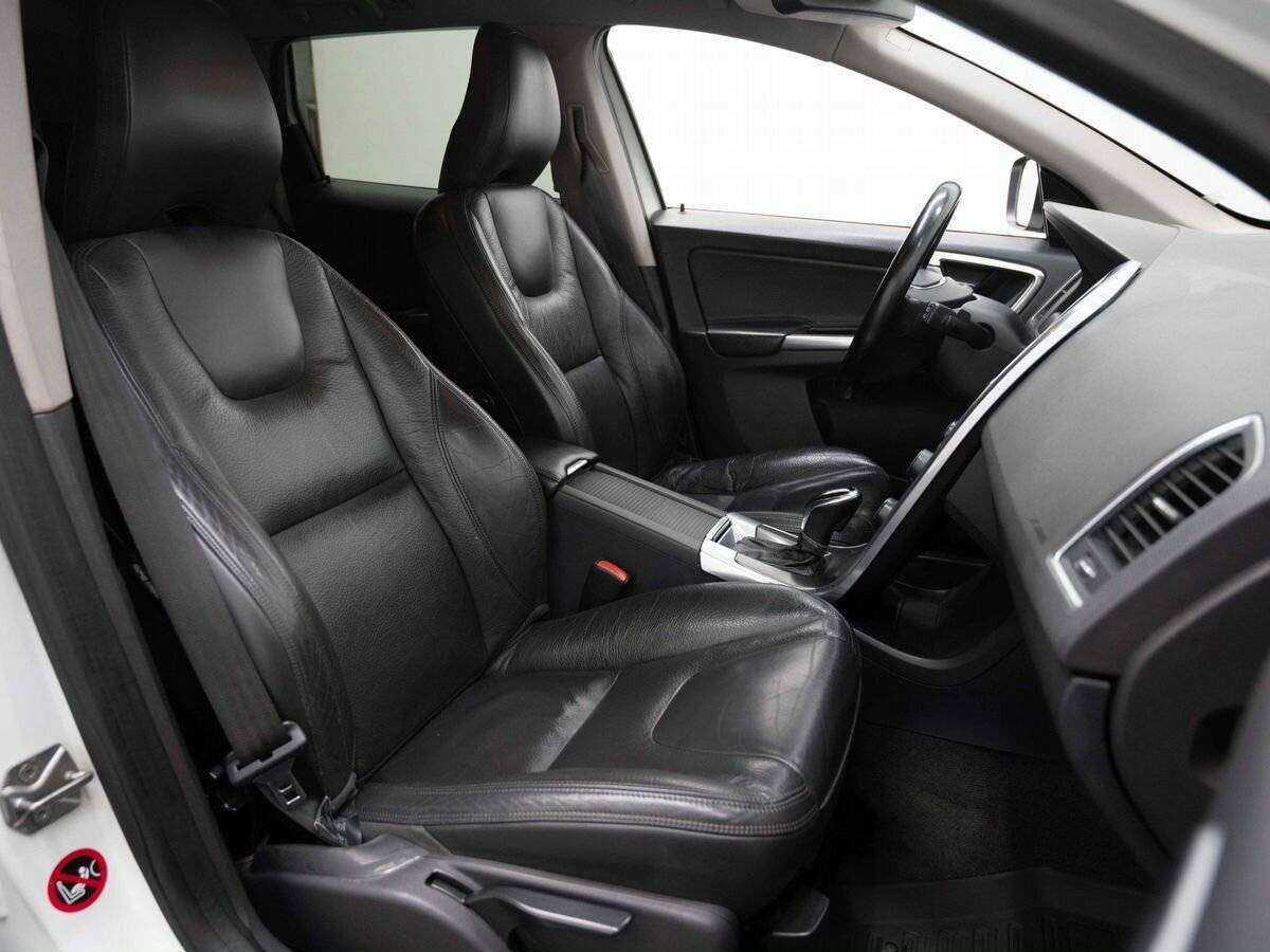 Продажа Б/У Вольво ИксЦ60. Фото: #11