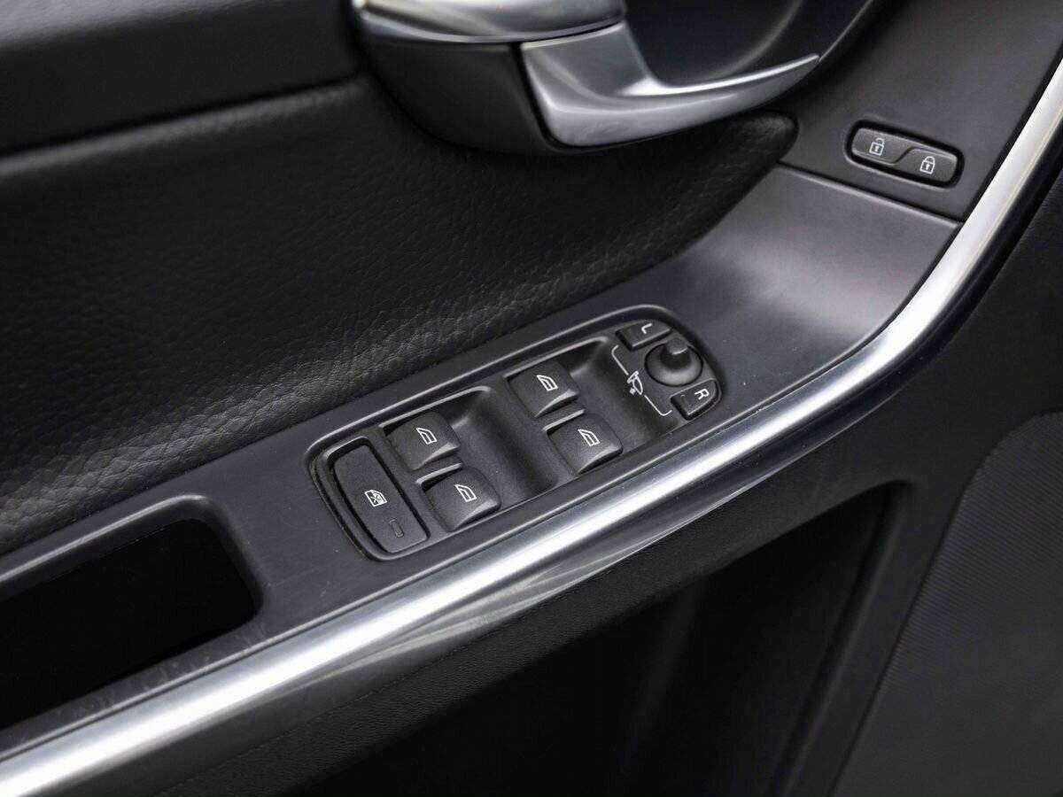 Продажа Б/У Вольво ИксЦ60. Фото: #16