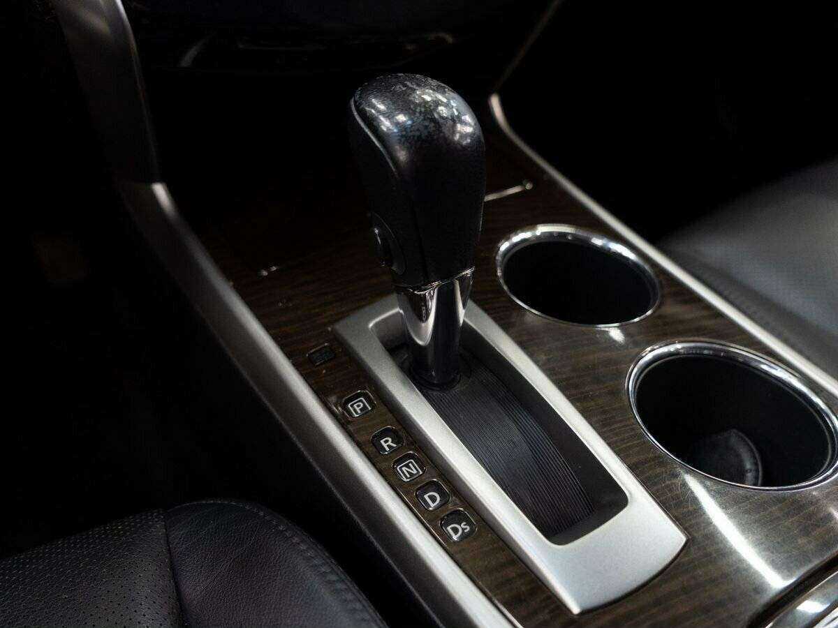 Купить Nissan Teana с пробегом. Фото: #10