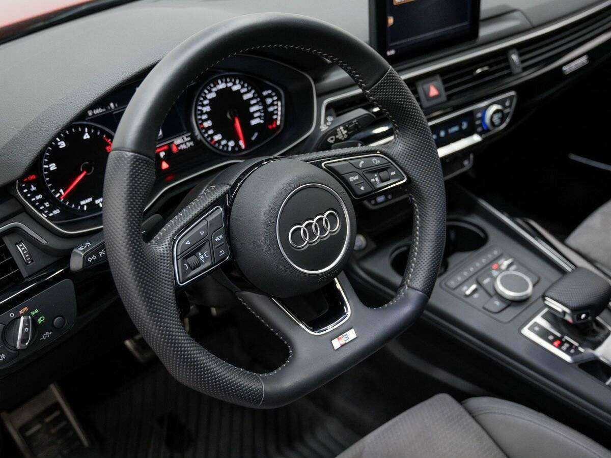 Купить Audi A4 с пробегом. Фото: #19