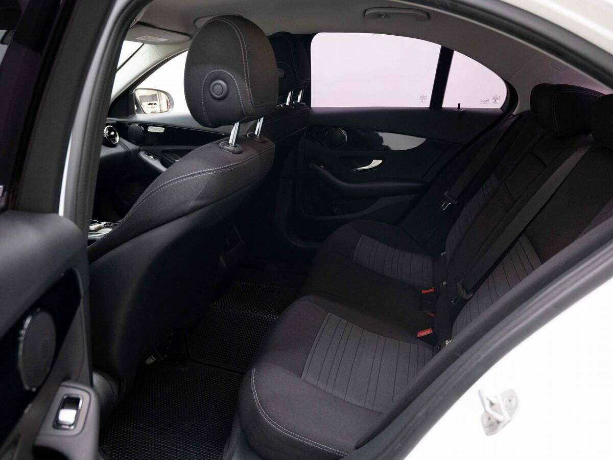 Купить Mercedes-Benz C-Класс с пробегом. Фото: #8