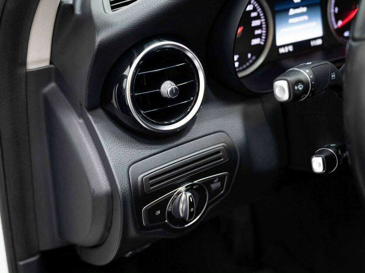 Купить Mercedes-Benz C-Класс с пробегом. Фото: #19