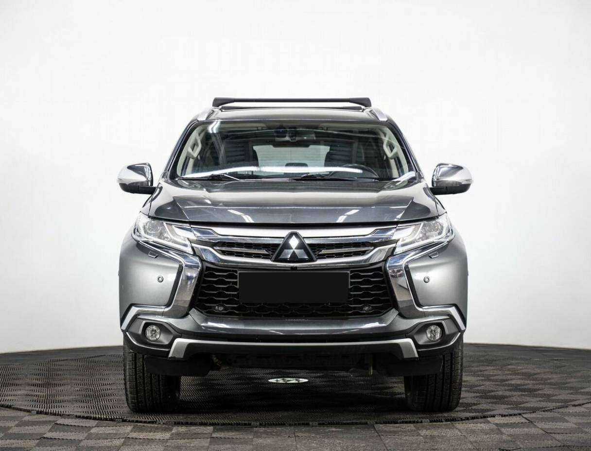 Купить Mitsubishi Pajero Sport с пробегом. Фото: #1