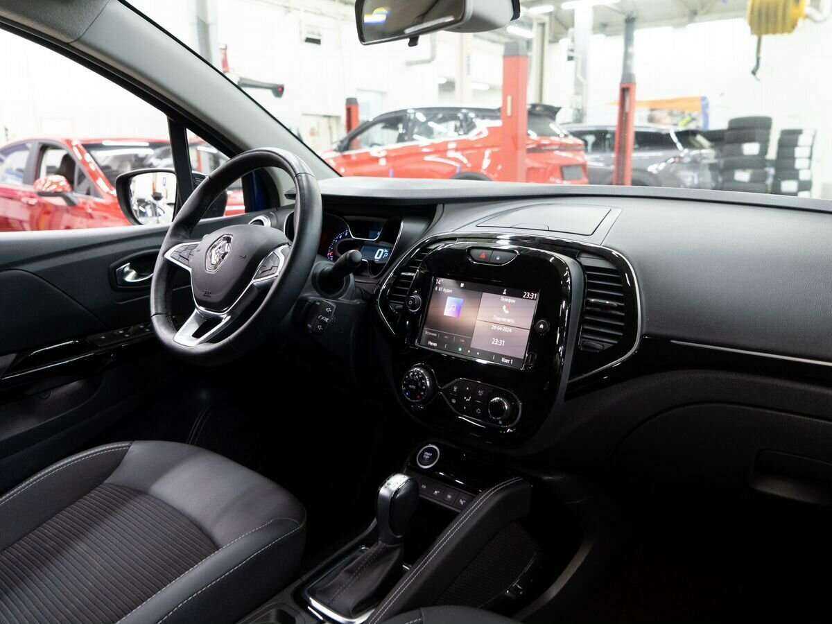 Купить Renault Kaptur с пробегом. Фото: #16