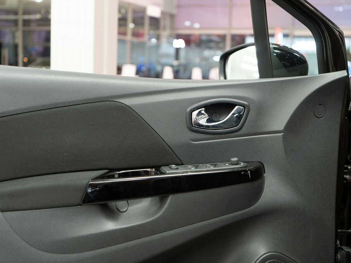 Купить Renault Kaptur с пробегом. Фото: #13