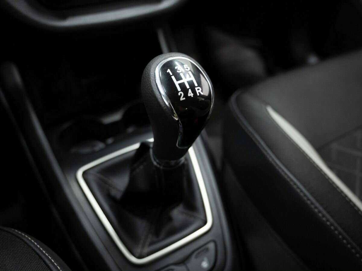 Купить Lada (ВАЗ) Vesta с пробегом. Фото: #21