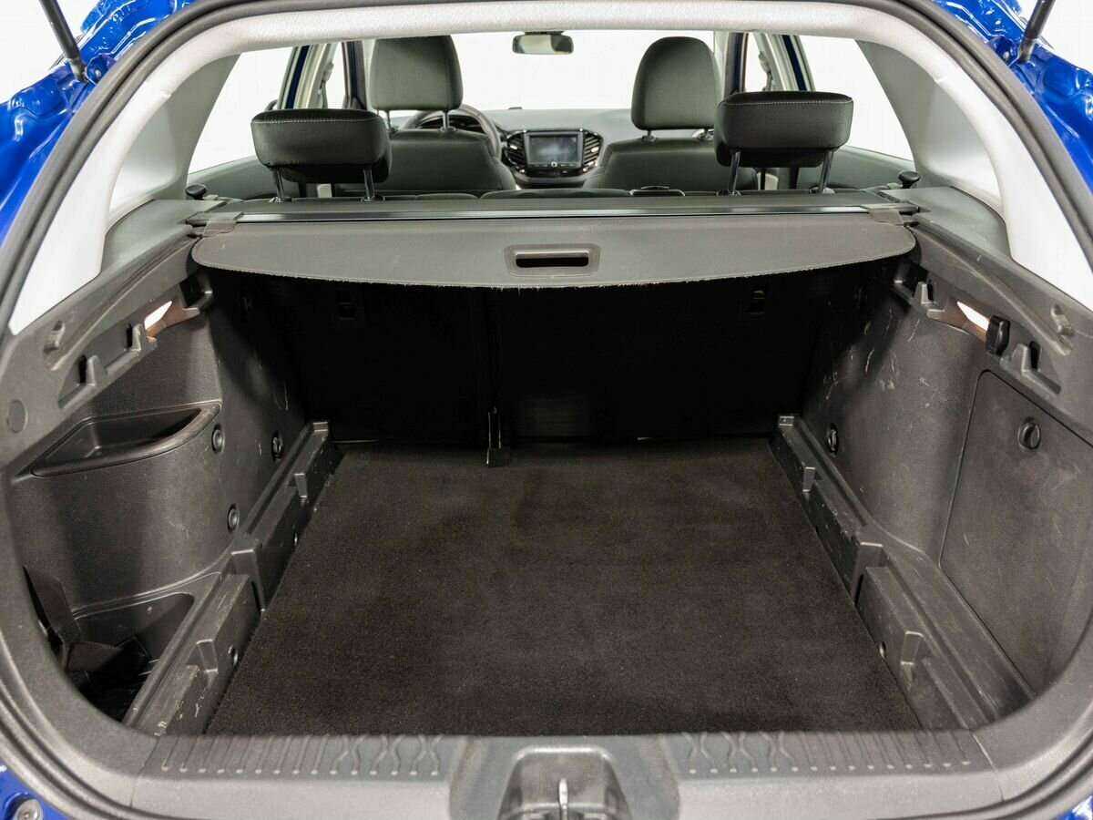 Купить Lada (ВАЗ) Vesta с пробегом. Фото: #24