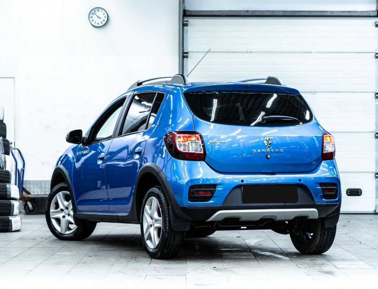 Купить Renault Sandero с пробегом. Фото: #3