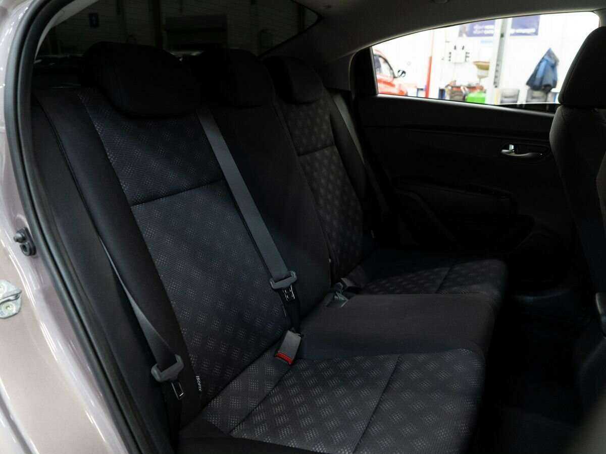 Купить Kia Rio с пробегом. Фото: #7