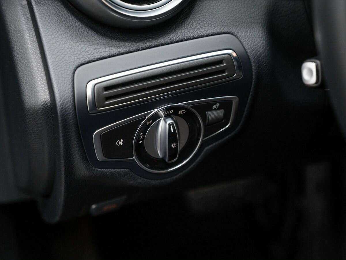 Купить Mercedes-Benz C-Класс с пробегом. Фото: #16