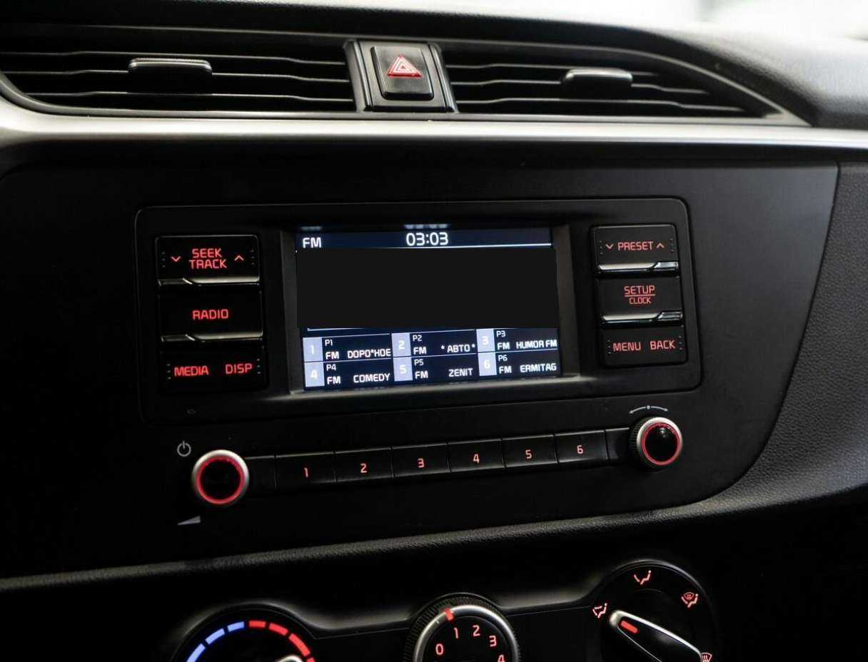 Купить Kia Rio с пробегом. Фото: #11