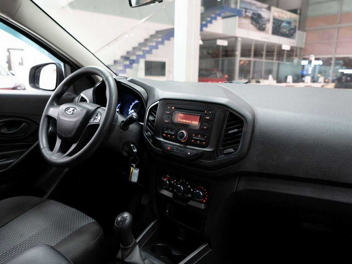 Купить Lada (ВАЗ) XRAY с пробегом. Фото: #14