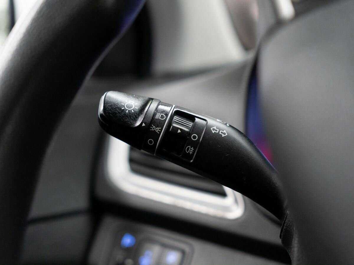 Купить Hyundai Solaris с пробегом. Фото: #13