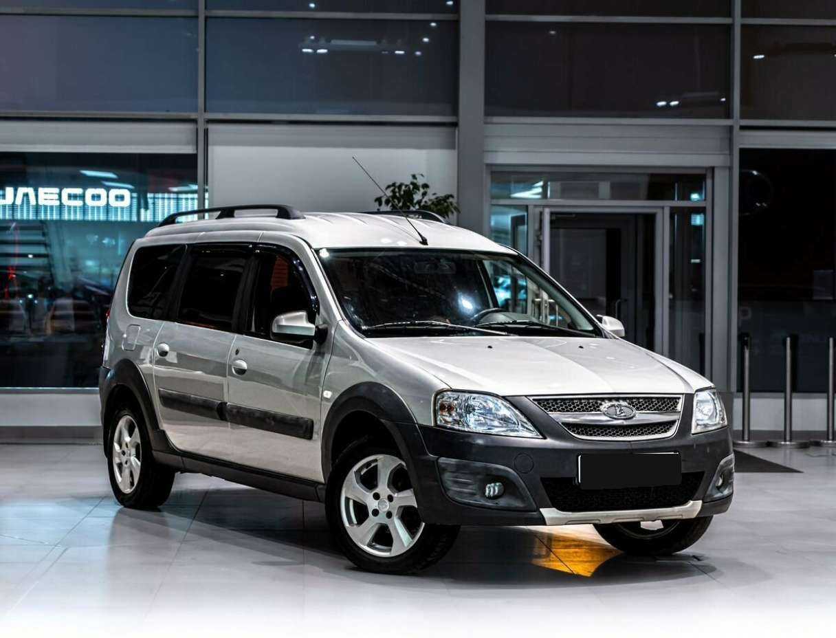 Купить Lada (ВАЗ) Largus с пробегом. Фото: #1