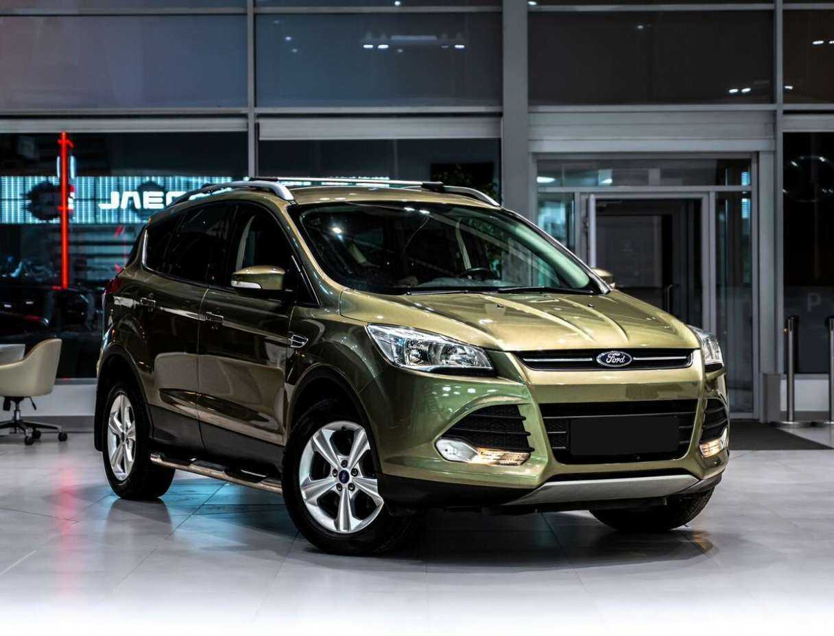 Купить Ford Kuga с пробегом. Фото: #1