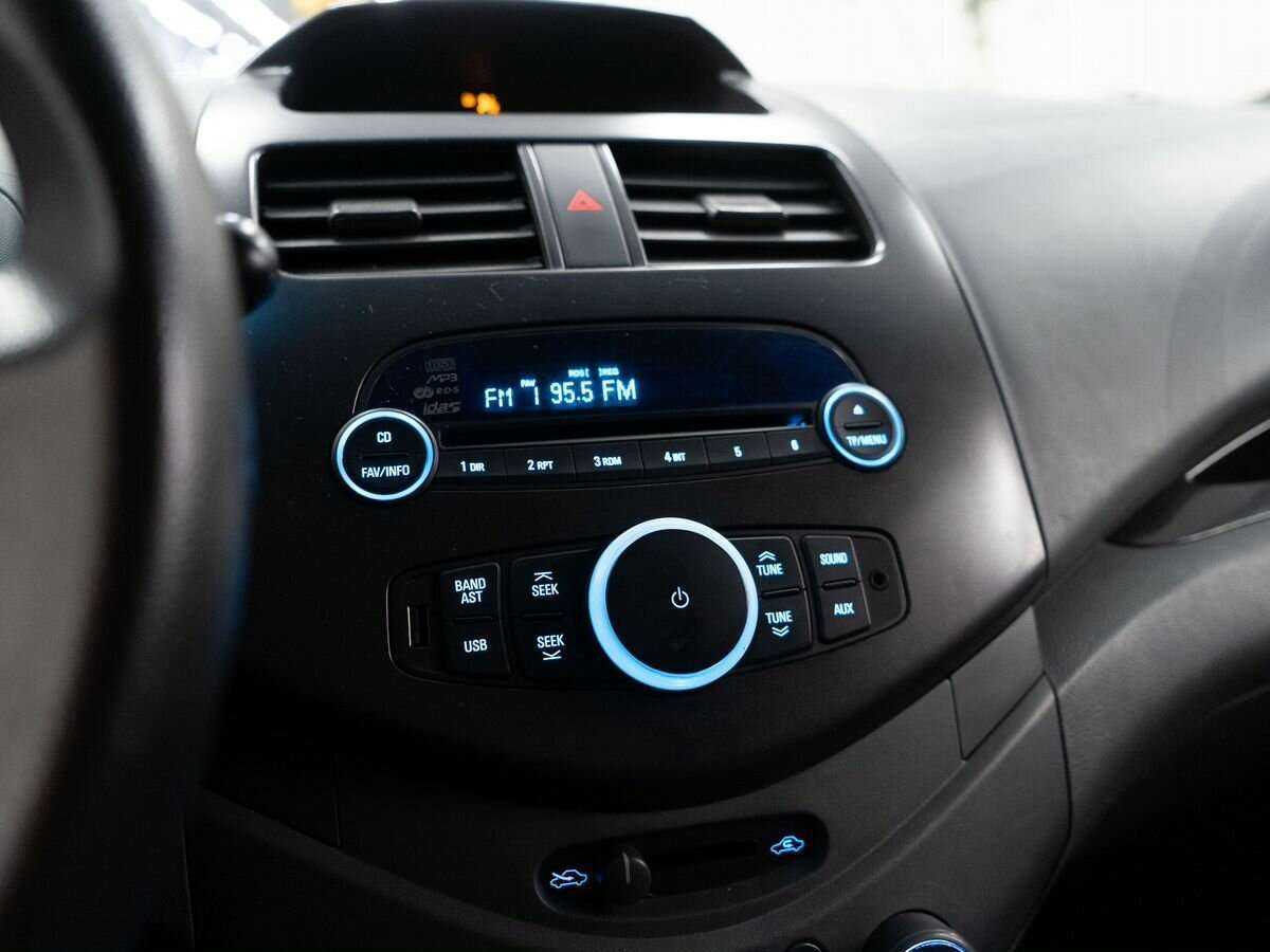 Купить Chevrolet Spark с пробегом. Фото: #12