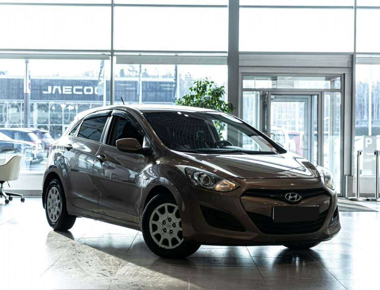 Купить Hyundai i30 с пробегом. Фото: #1