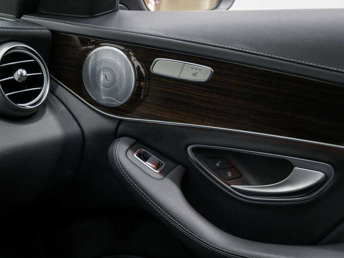 Купить Mercedes-Benz C-Класс с пробегом. Фото: #25