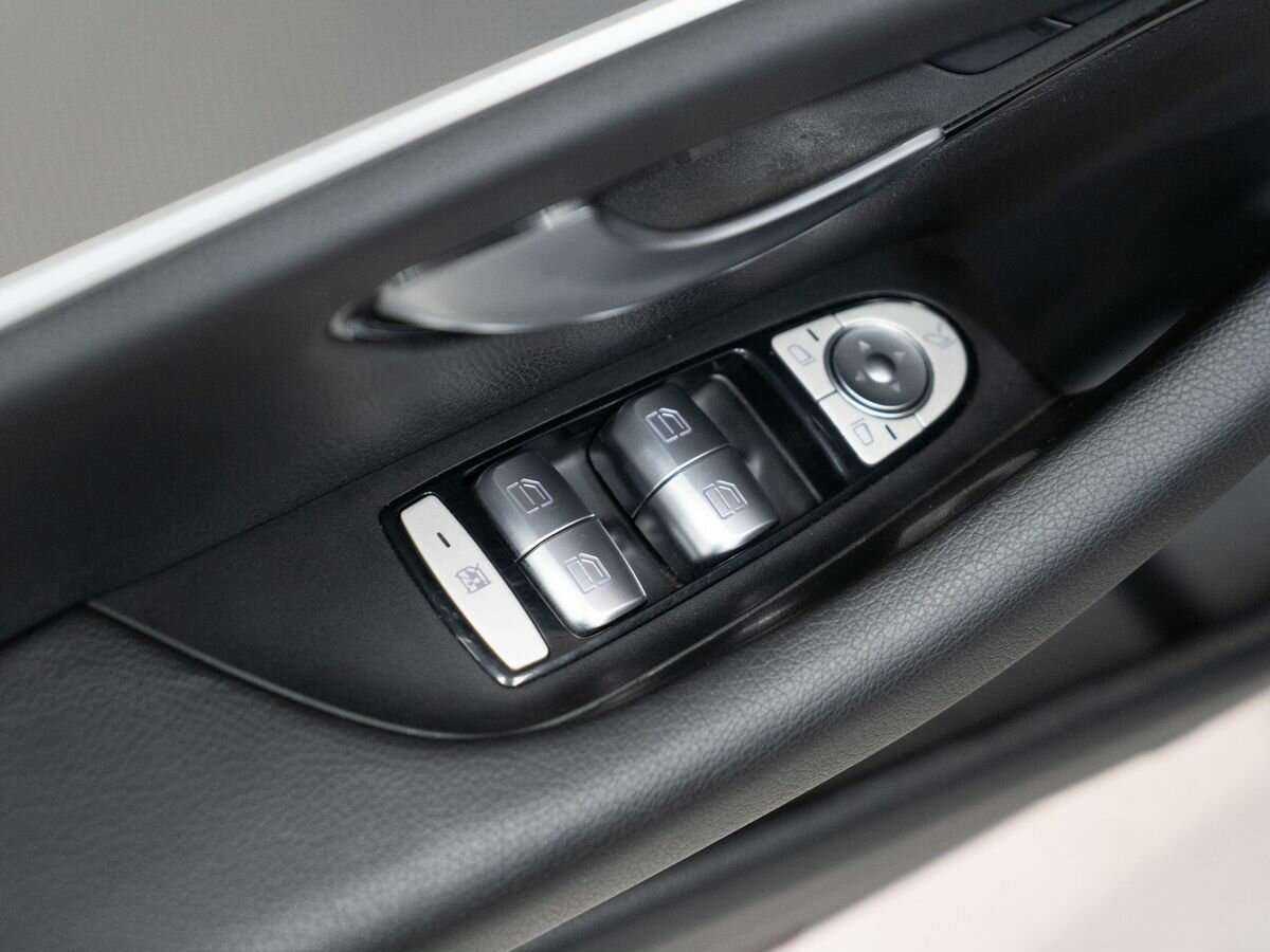 Купить Mercedes-Benz E-Класс с пробегом. Фото: #15