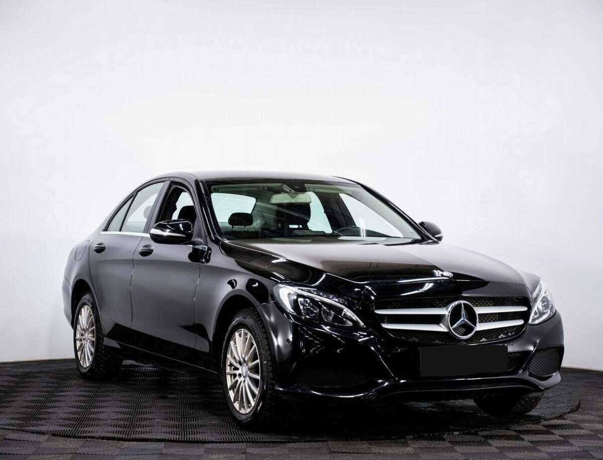 Купить Mercedes-Benz C-Класс с пробегом. Фото: #2