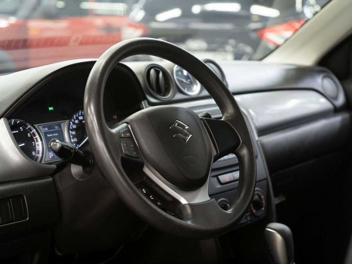 Купить Suzuki Vitara с пробегом. Фото: #3
