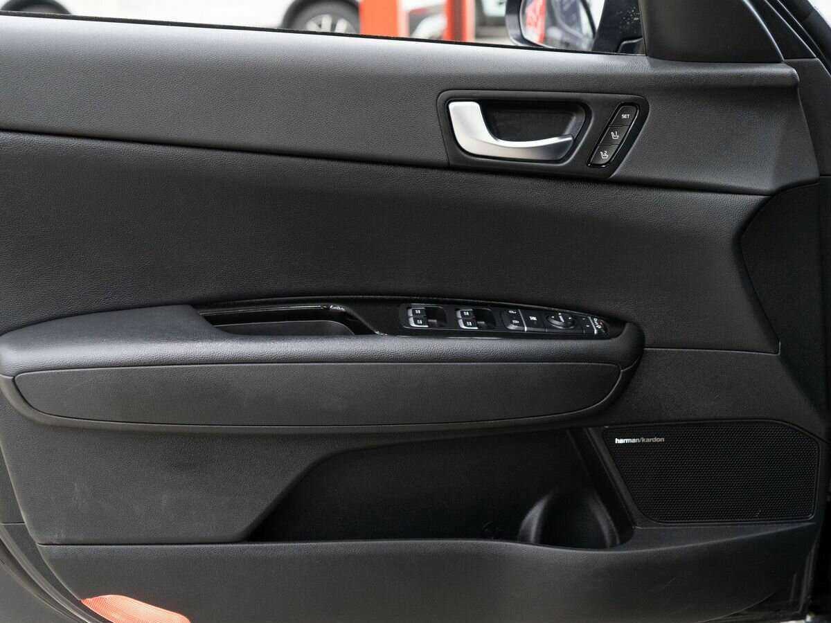 Купить Kia Optima с пробегом. Фото: #13