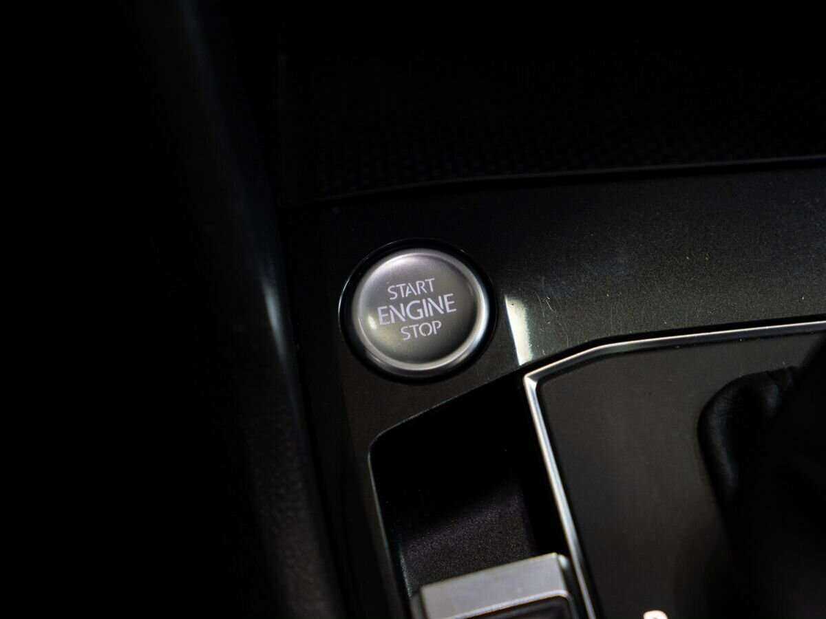 Купить Volkswagen Tiguan с пробегом. Фото: #10