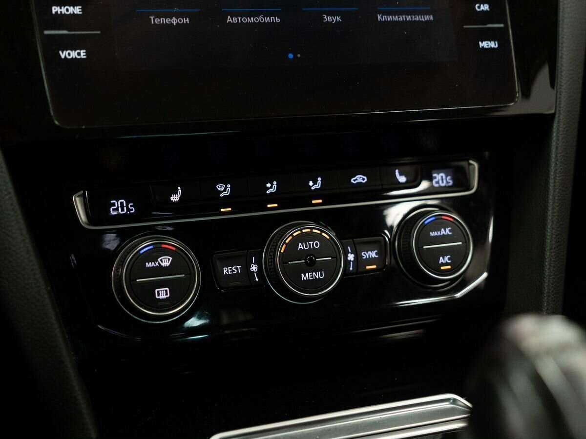 Купить Volkswagen Passat с пробегом. Фото: #13