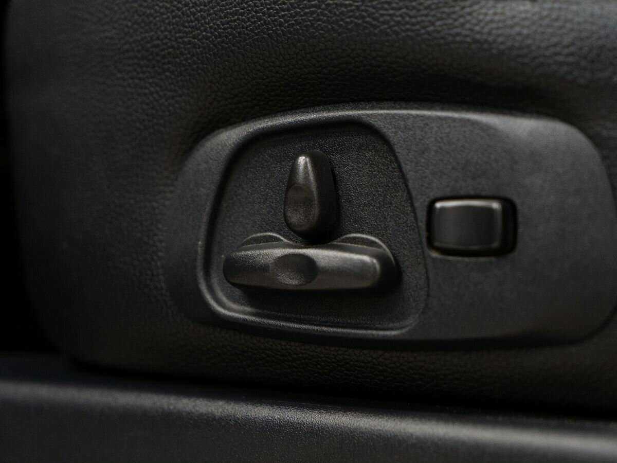 Купить Mitsubishi Pajero с пробегом. Фото: #17