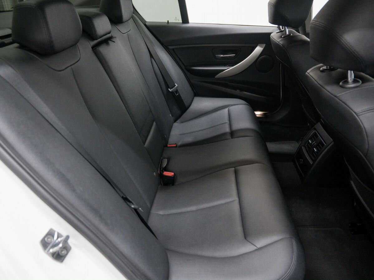 Купить BMW 3 серии с пробегом. Фото: #8