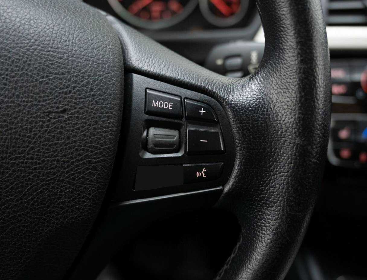 Купить BMW 3 серии с пробегом. Фото: #18