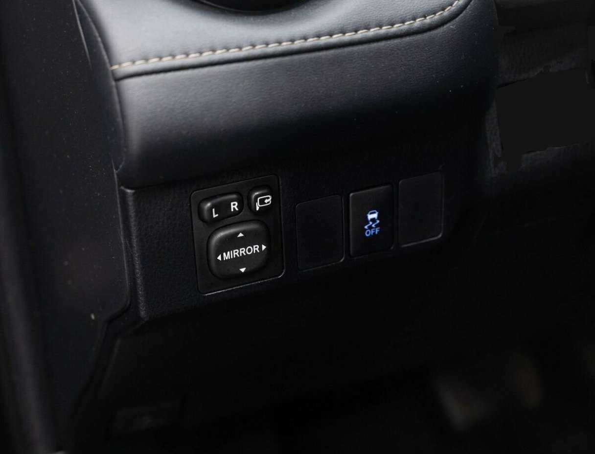 Продажа Б/У Тойота Рав4. Фото: #17