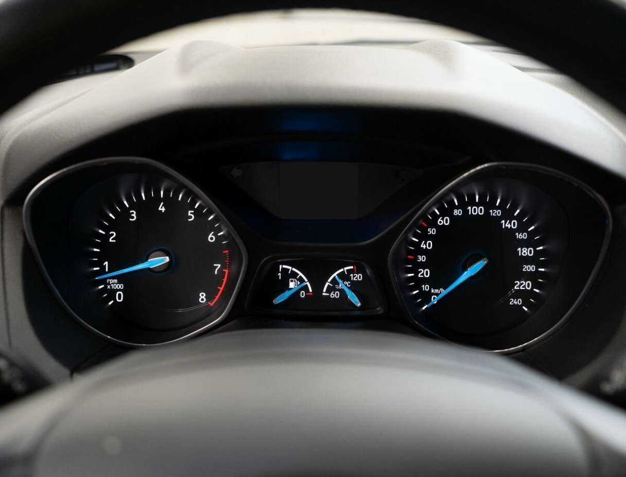 Купить Ford Focus с пробегом. Фото: #9