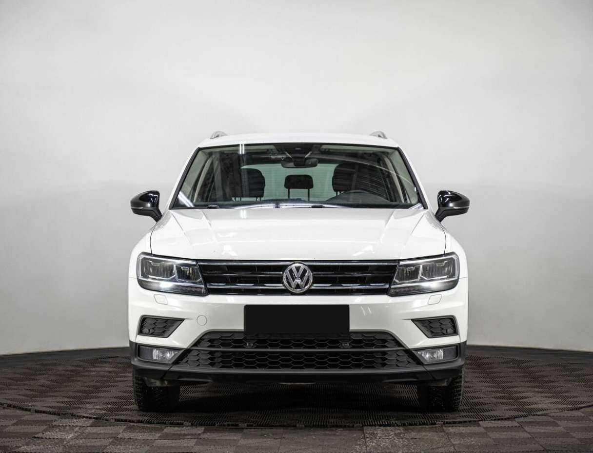 Купить Volkswagen Tiguan с пробегом. Фото: #1