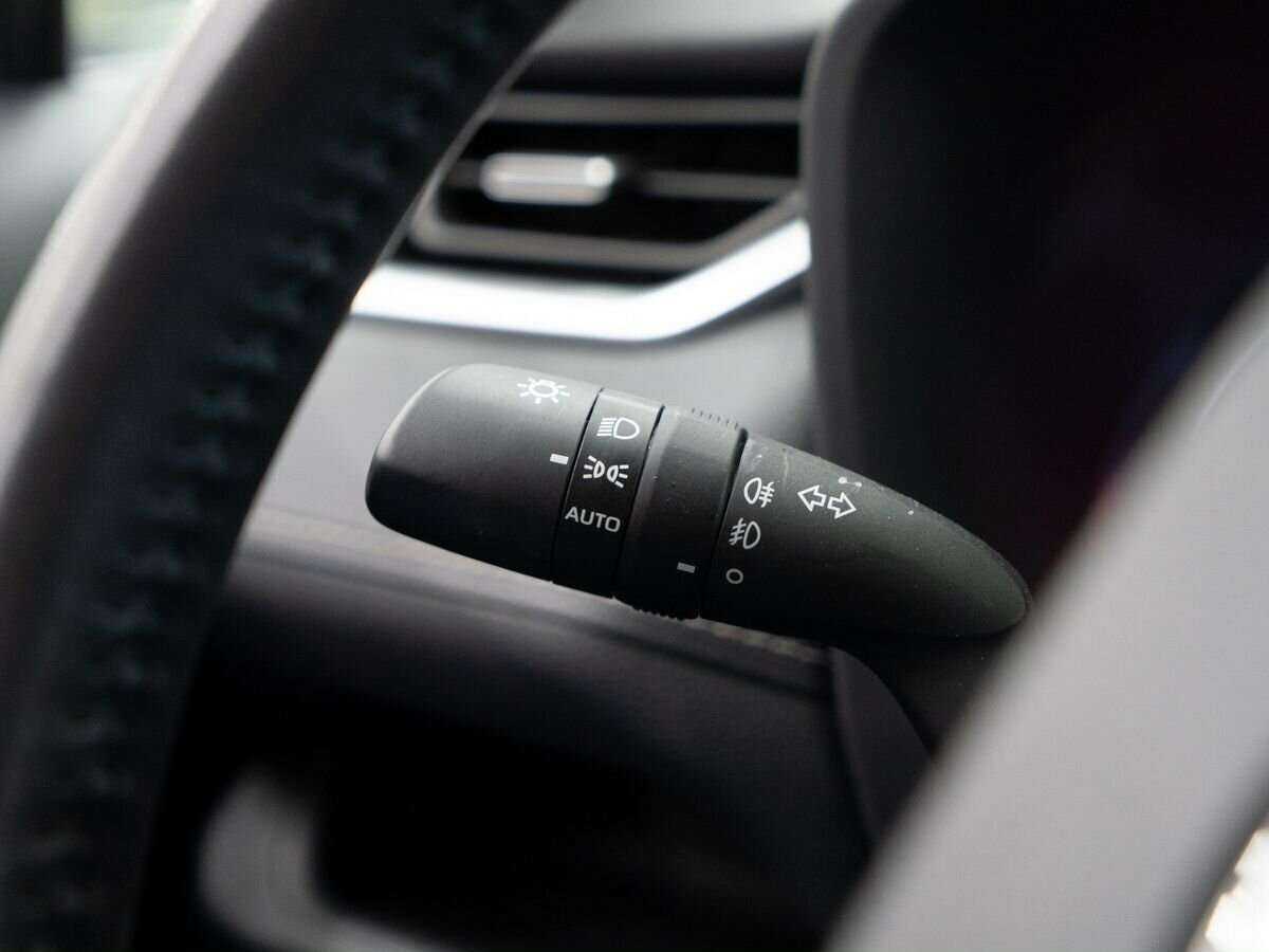 Купить Toyota RAV4 с пробегом. Фото: #12