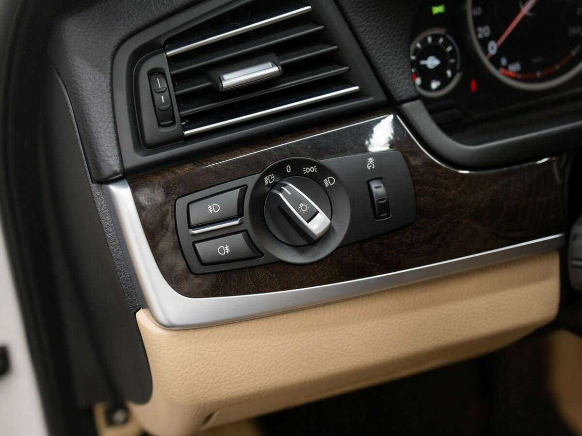 Купить BMW 5 серии с пробегом. Фото: #15