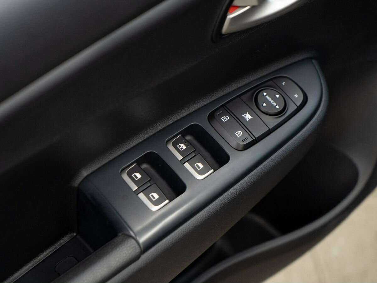 Купить Kia Rio с пробегом. Фото: #14