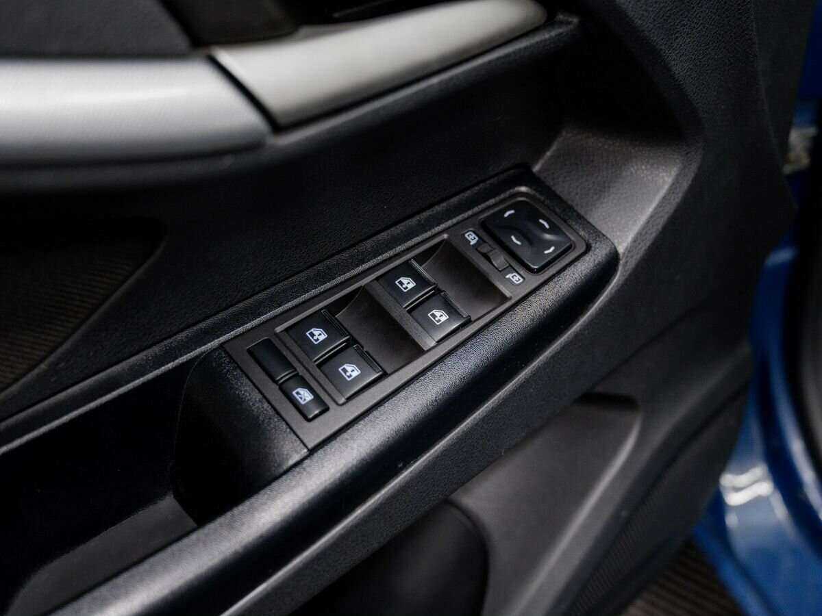 Купить Lada (ВАЗ) Vesta с пробегом. Фото: #14