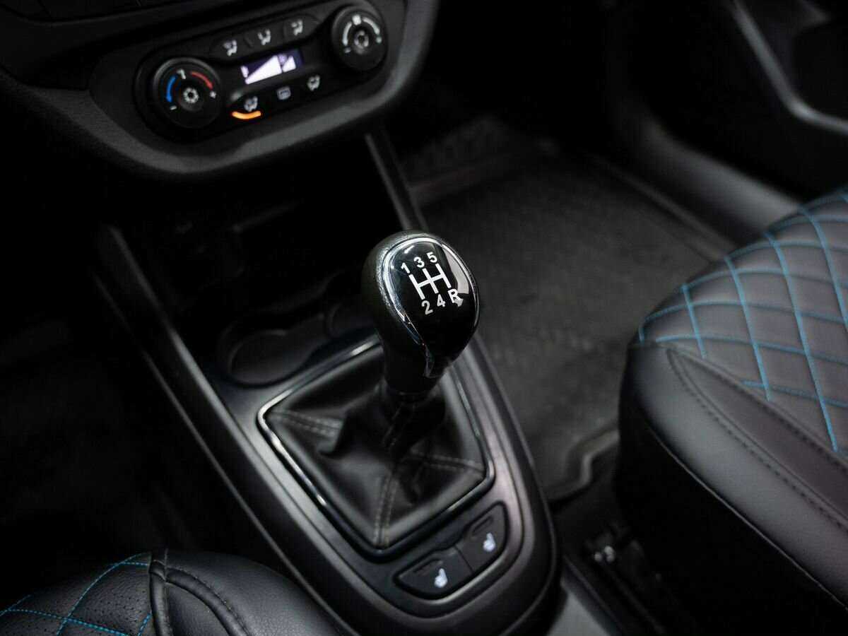 Купить Lada (ВАЗ) Vesta с пробегом. Фото: #17