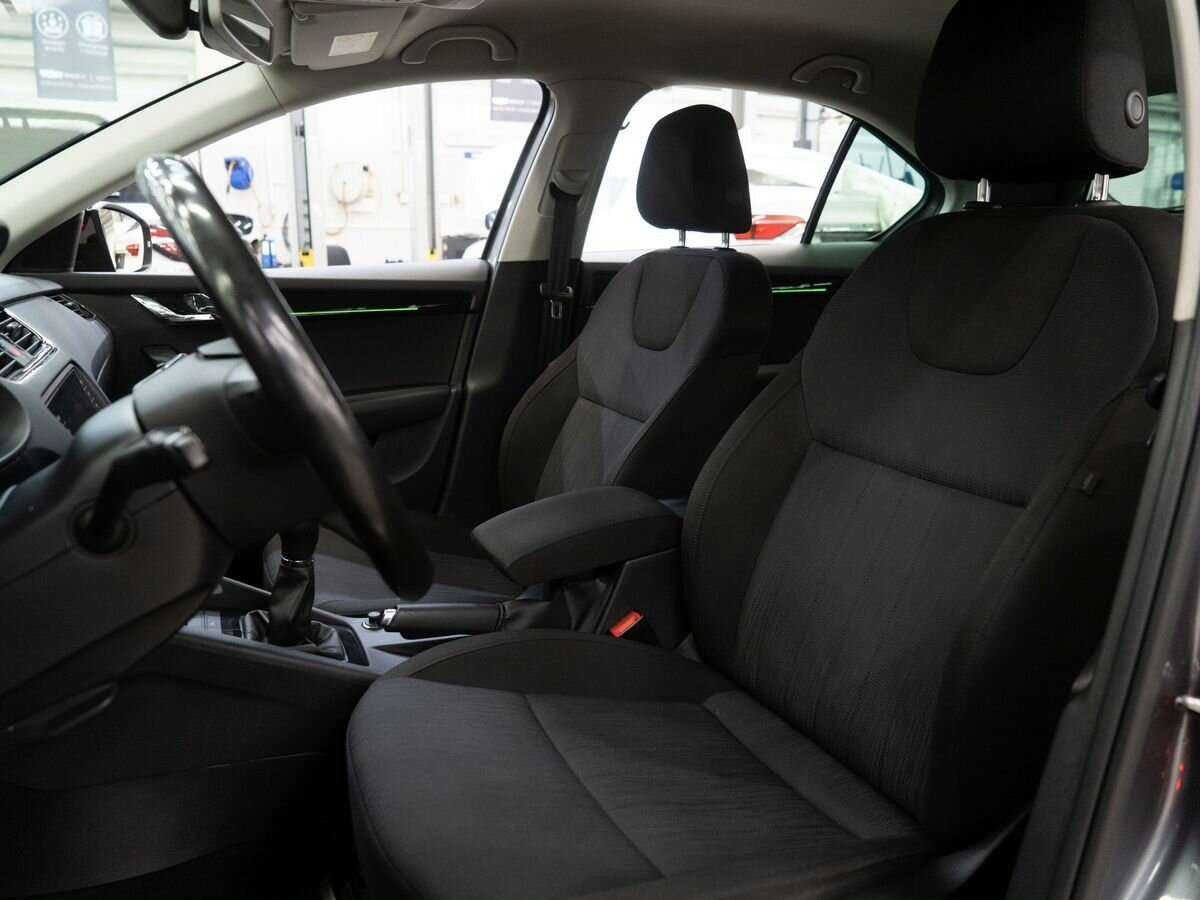 Купить Skoda Octavia с пробегом. Фото: #5