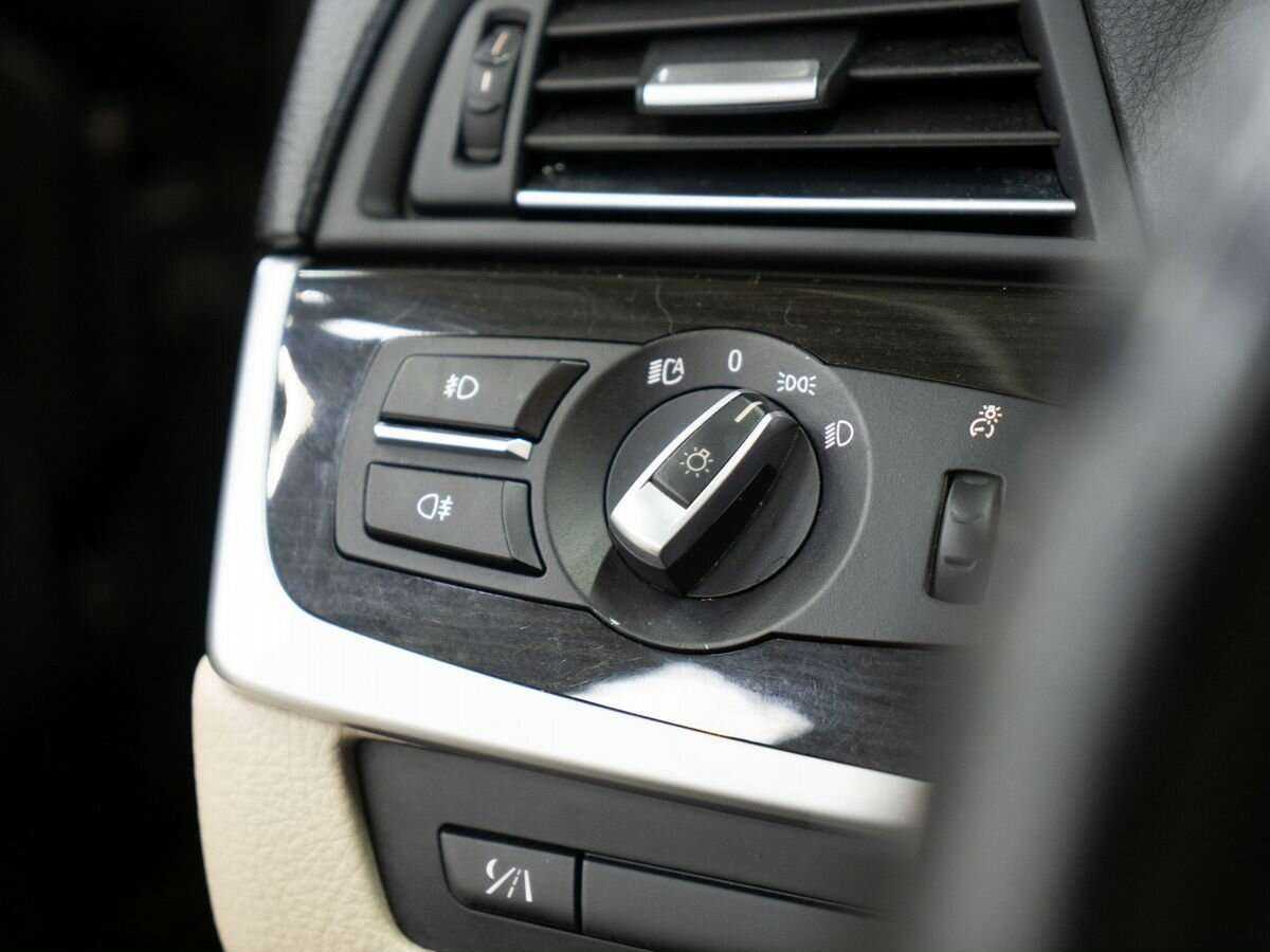 Купить BMW 5 серии с пробегом. Фото: #16